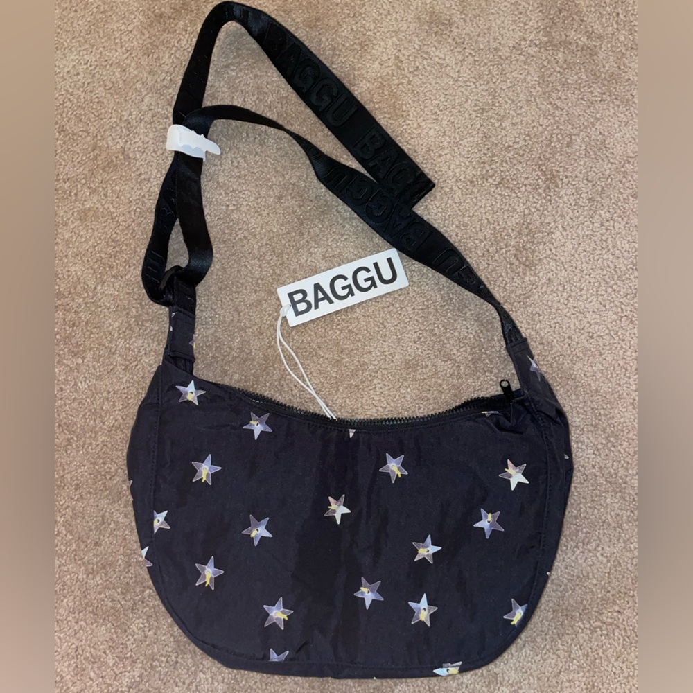 BAGGU Medium Nylon Crescent Bag